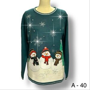 No Boundaries Green Snowman Christmas Sweater RHINESTONE SNOWFLAKES ADDED  Sz L
